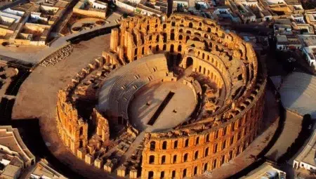 El Jem Amfitiyatrosu ve Müzesi: Tarihin Derinliklerinde Bir Yolculuk